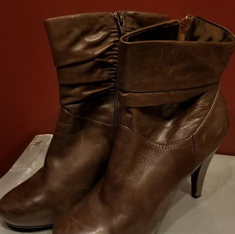 Worthington Leather Bootie